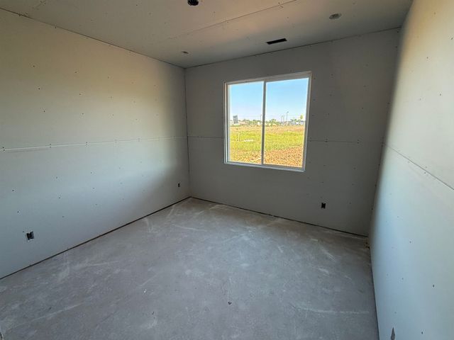 866 N Main, Goddard, KS 67052