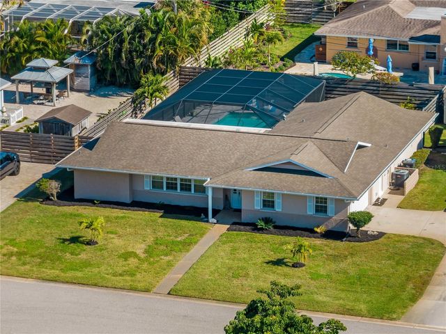 2003 49TH STREET W, Bradenton, FL 34209