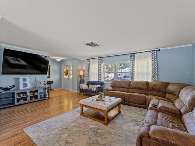 2003 49TH STREET W, Bradenton, FL 34209