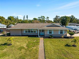 2003 49TH STREET W, Bradenton, FL 34209