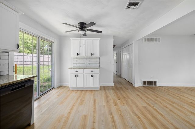 37 Gerald Street, Warwick, RI 02886