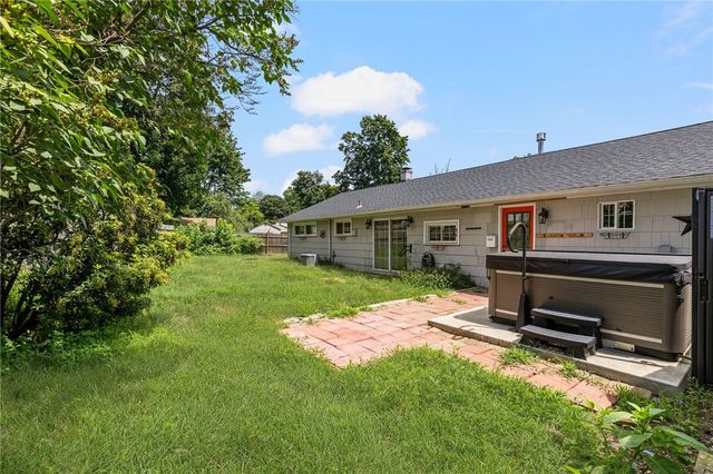 37 Gerald Street, Warwick, RI 02886