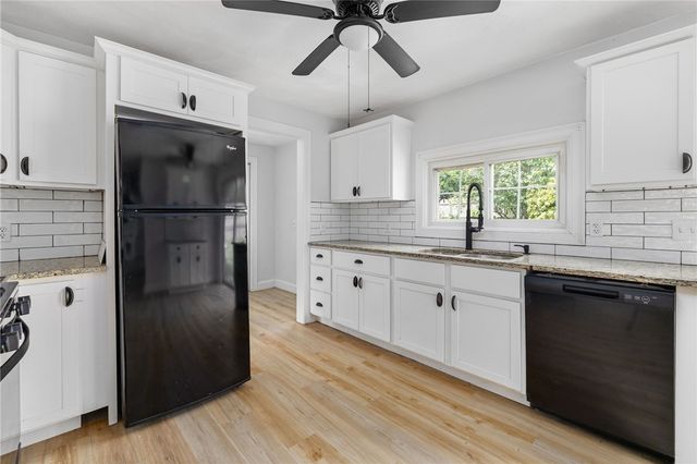 37 Gerald Street, Warwick, RI 02886