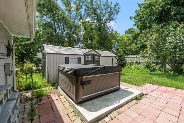 37 Gerald Street, Warwick, RI 02886