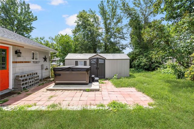 37 Gerald Street, Warwick, RI 02886