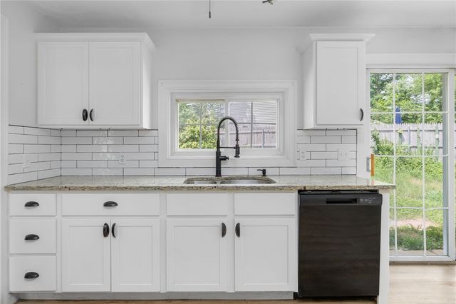 37 Gerald Street, Warwick, RI 02886