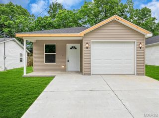1336 Casey Avenue, St Clair, MO 63077