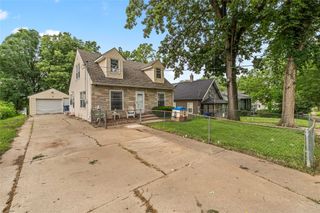 1416 Clinton Avenue, Des Moines, IA 50313