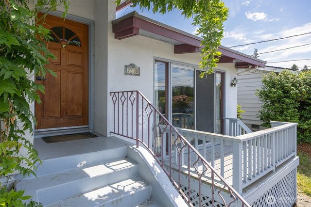 2210 Huron Street, Bellingham, WA 98229