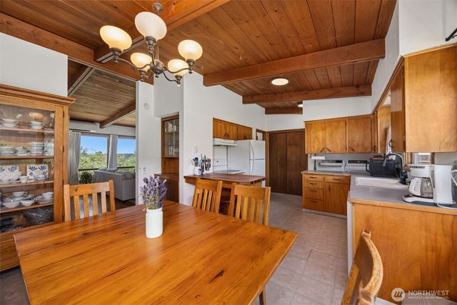 2210 Huron Street, Bellingham, WA 98229