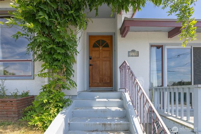 2210 Huron Street, Bellingham, WA 98229
