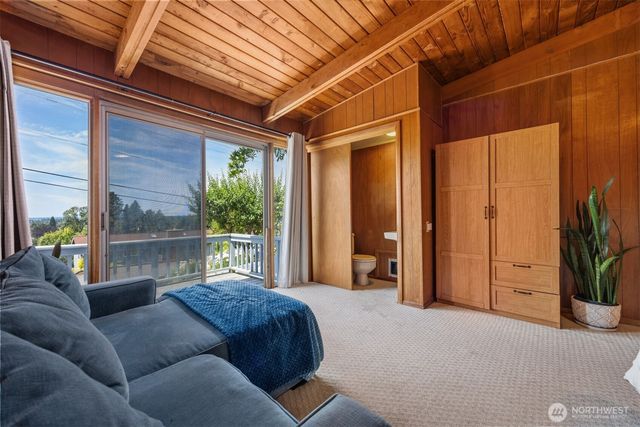 2210 Huron Street, Bellingham, WA 98229