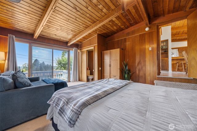2210 Huron Street, Bellingham, WA 98229