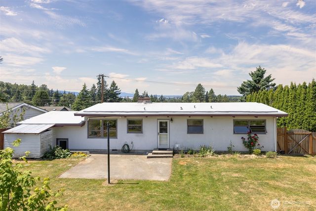 2210 Huron Street, Bellingham, WA 98229