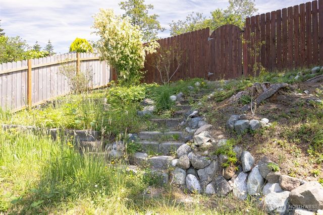 2210 Huron Street, Bellingham, WA 98229