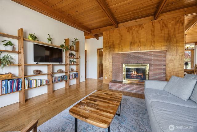 2210 Huron Street, Bellingham, WA 98229