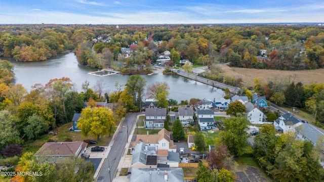 9 Fountain Avenue, Matawan, NJ 07747