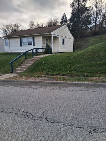 320 Dersam Street, Port Vue, PA 15133