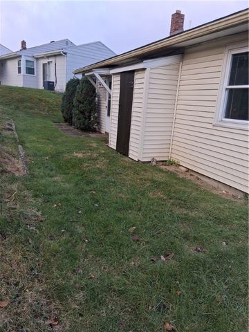 320 Dersam Street, Port Vue, PA 15133