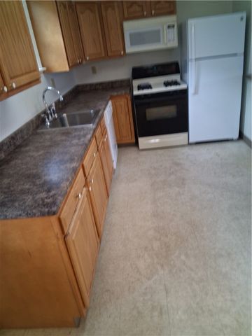 320 Dersam Street, Port Vue, PA 15133