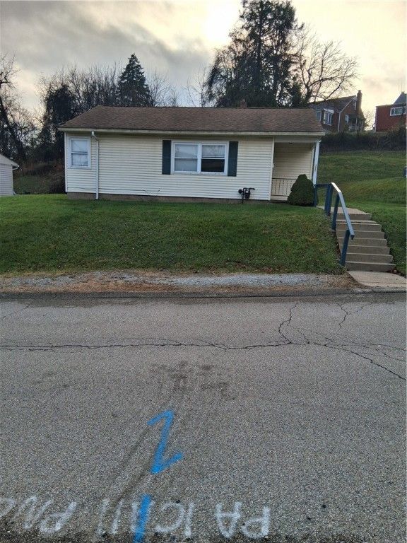 320 Dersam Street, Port Vue, PA 15133