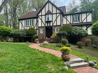 732 Mardinly Ave, Franklin Lakes Boro, NJ 07417
