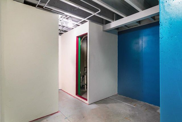 2041 FOXLAND STREET, Kaukauna, WI 54130