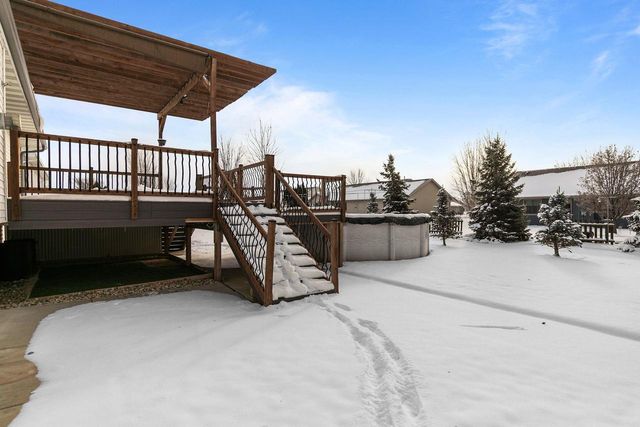 2041 FOXLAND STREET, Kaukauna, WI 54130