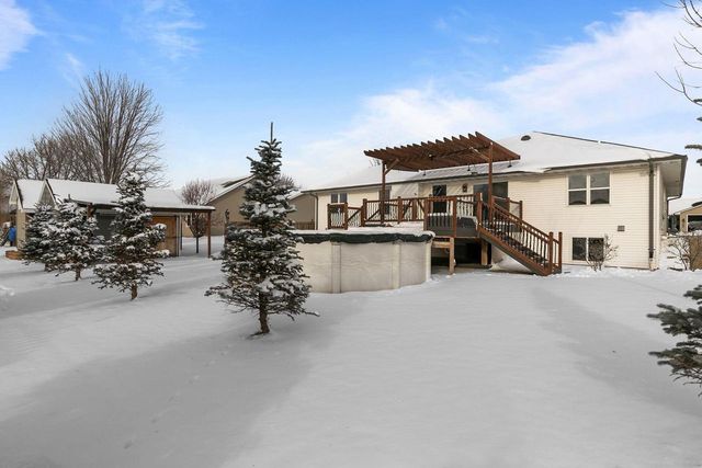 2041 FOXLAND STREET, Kaukauna, WI 54130