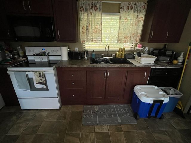 4715 3rd Street, Bacliff, TX 77518