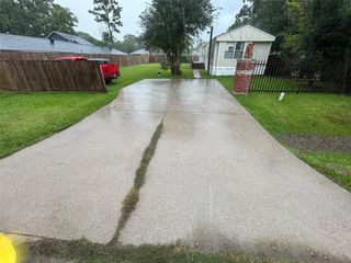 4715 3rd Street, Bacliff, TX 77518