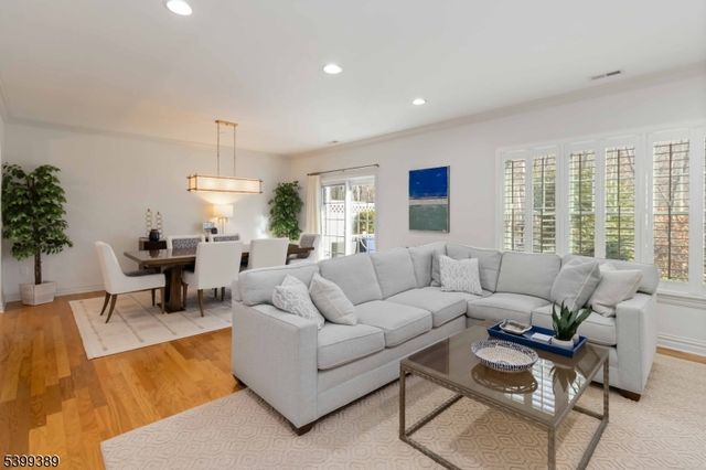 3 Carrington Way, Morris Twp., NJ 07960