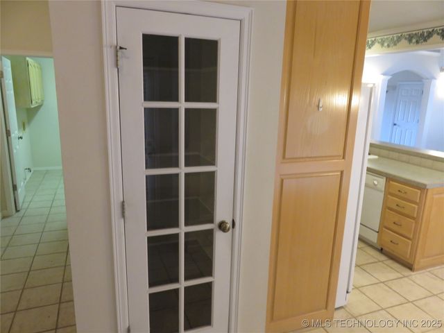 3705 S Nassau Avenue, Sand Springs, OK 74063