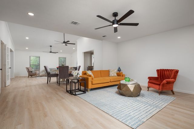 4148 N Colony Boulevard, The Colony, TX 75056