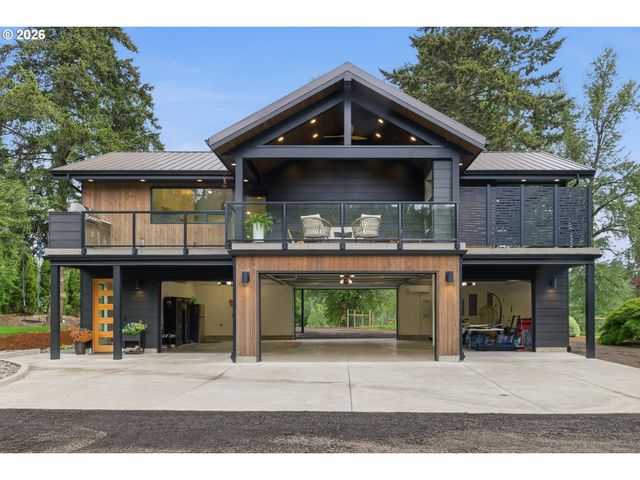 17424 Se HIGHWAY 224, Damascus, OR 97089