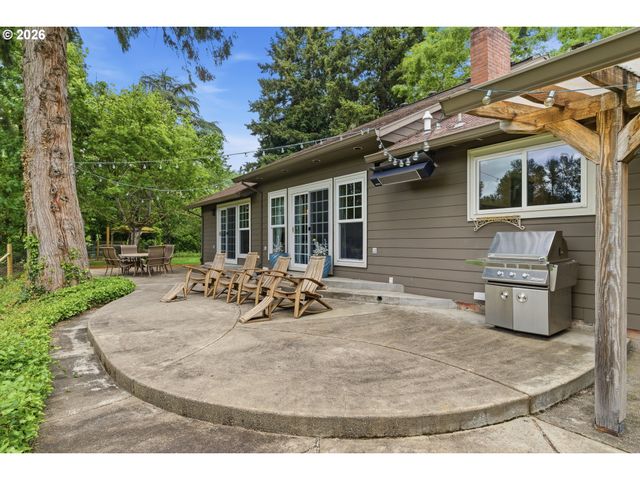 17424 Se HIGHWAY 224, Damascus, OR 97089
