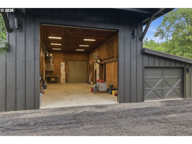 17424 Se HIGHWAY 224, Damascus, OR 97089