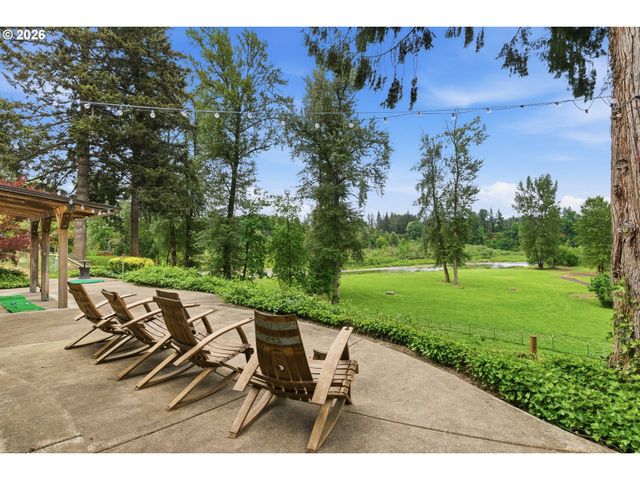 17424 Se HIGHWAY 224, Damascus, OR 97089