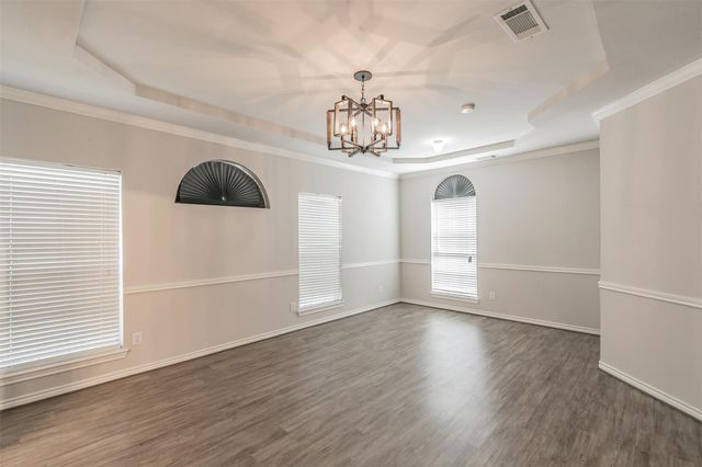 615 Dorchester Lane, Mansfield, TX 76063