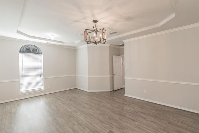 615 Dorchester Lane, Mansfield, TX 76063