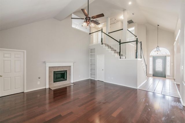 615 Dorchester Lane, Mansfield, TX 76063