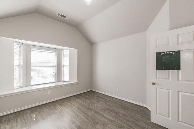 615 Dorchester Lane, Mansfield, TX 76063