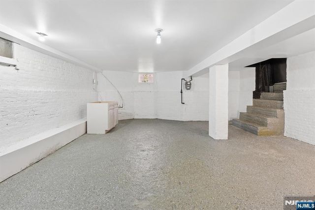 201 Center Street, Orange, NJ 07050
