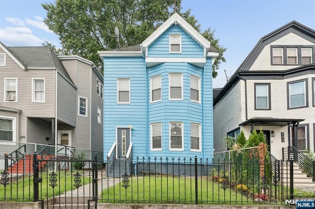 201 Center Street, Orange, NJ 07050