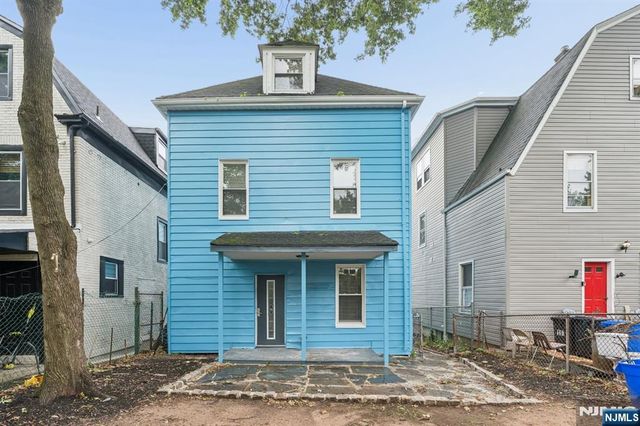 201 Center Street, Orange, NJ 07050