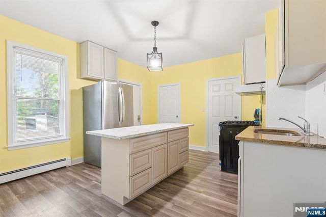 201 Center Street, Orange, NJ 07050
