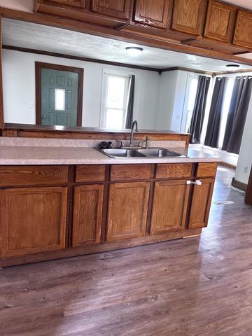 202 N East Street, La Valle, WI 53941