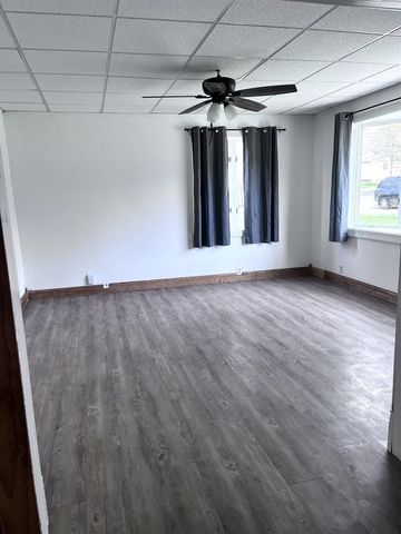 202 N East Street, La Valle, WI 53941