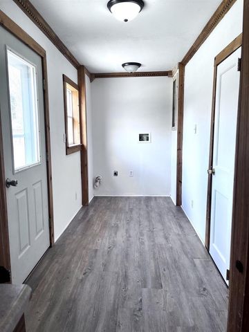 202 N East Street, La Valle, WI 53941