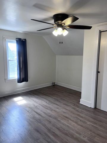 202 N East Street, La Valle, WI 53941